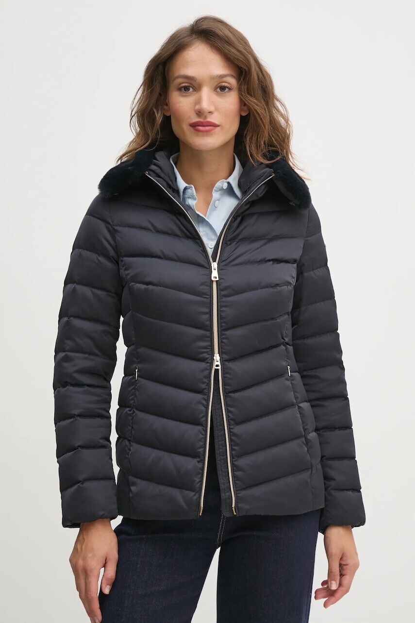 Páperová bunda Geox dámska, tmavomodrá farba, zimná, W4626T-T3122-F1624