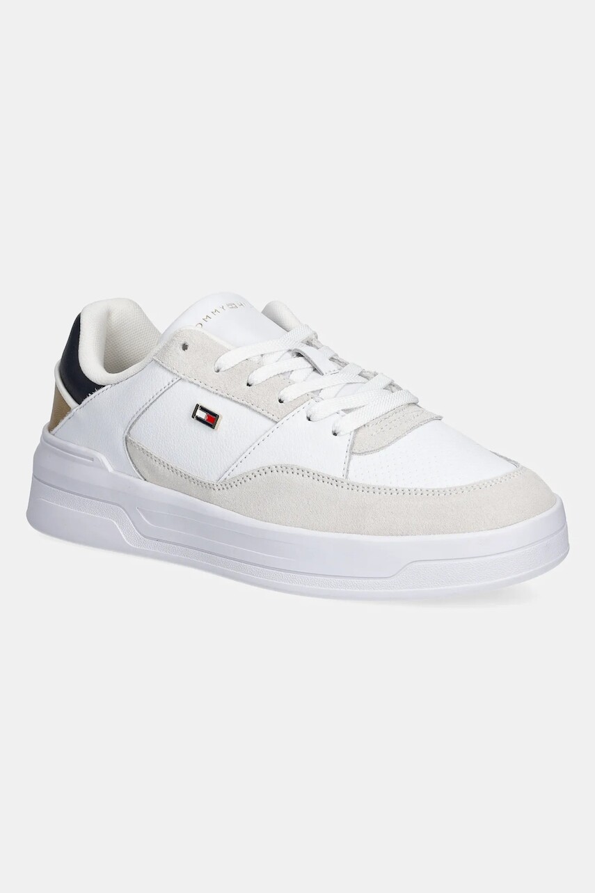 Kožené tenisky Tommy Hilfiger ESSENT BASKET SNEAKER METALLIC biela farba, FW0FW08615
