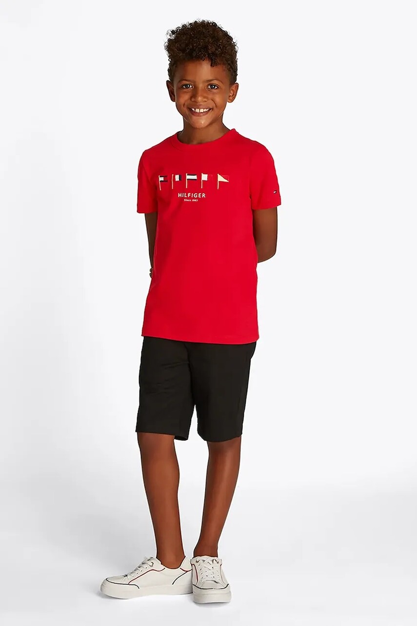 Detské bavlnené tričko Tommy Hilfiger červená farba, s nášivkou, KB0KB09532