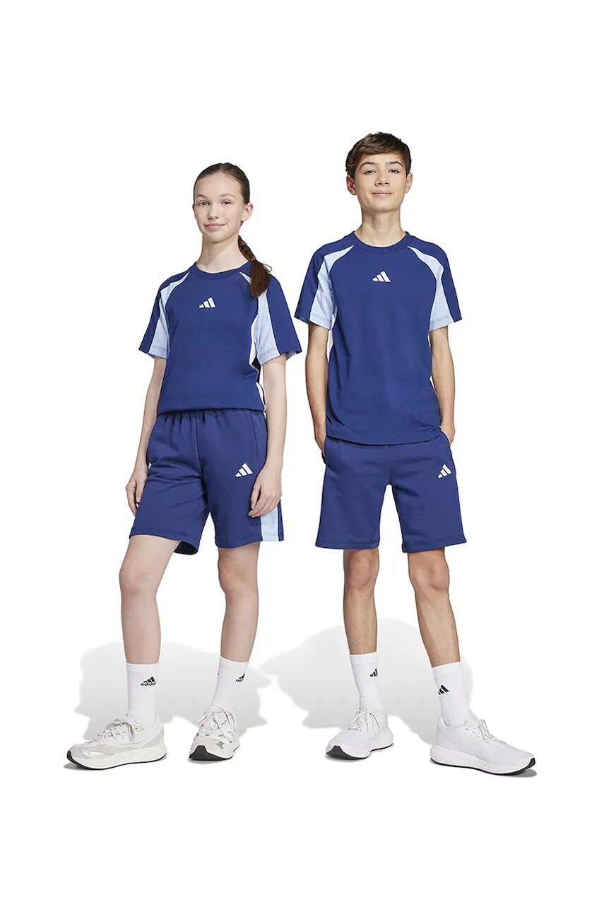 Detské krátke nohavice adidas tmavomodrá farba, s potlačou, nastaviteľný pás JI6232