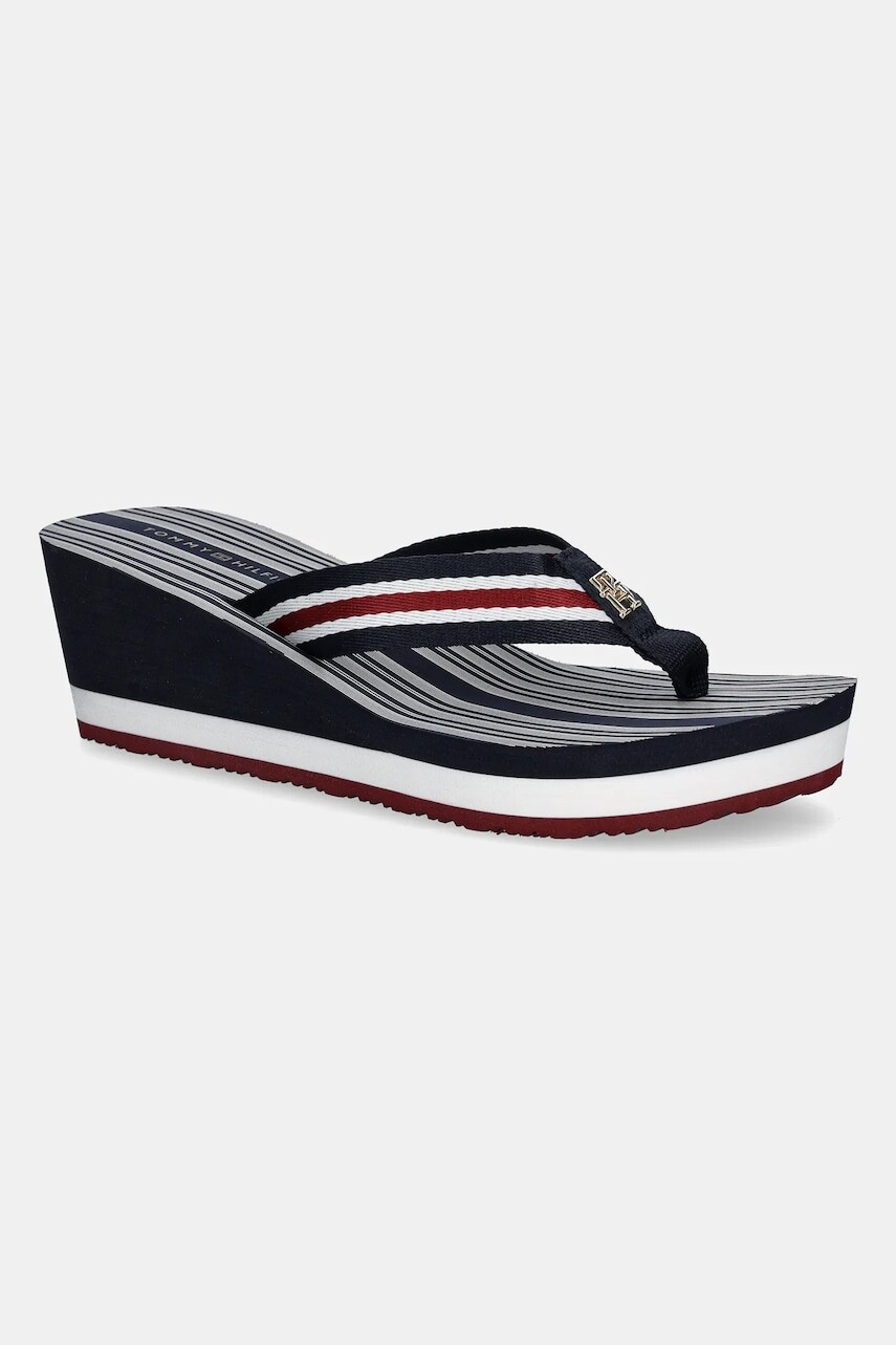 Šľapky Tommy Hilfiger IM PLATFORM BEACH SANDAL dámske, tmavomodrá farba, na kline, FW0FW08371