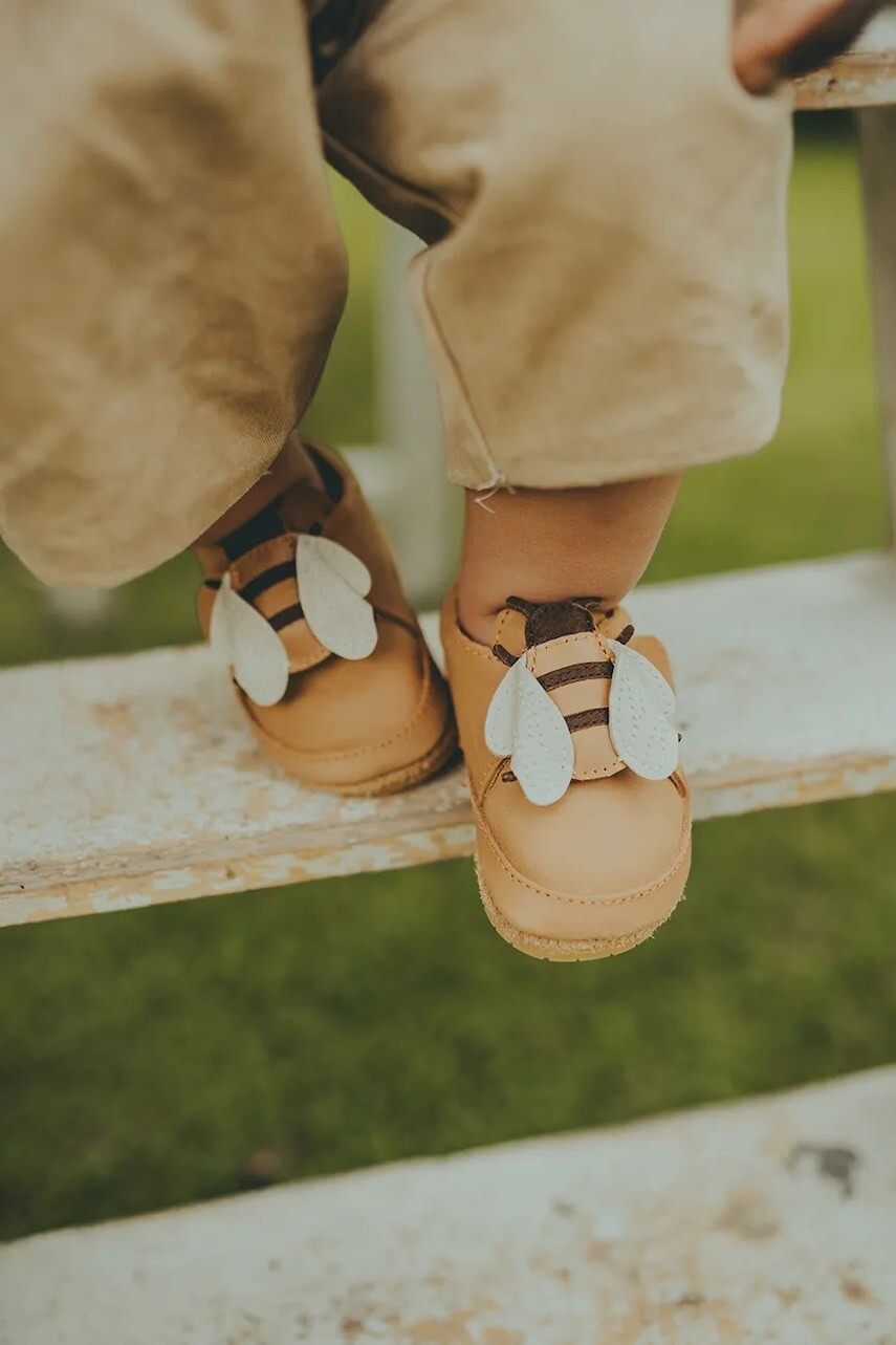 Kožené topánky pre bábätká Donsje Niek Sneakers Bee hnedá farba, 1037001