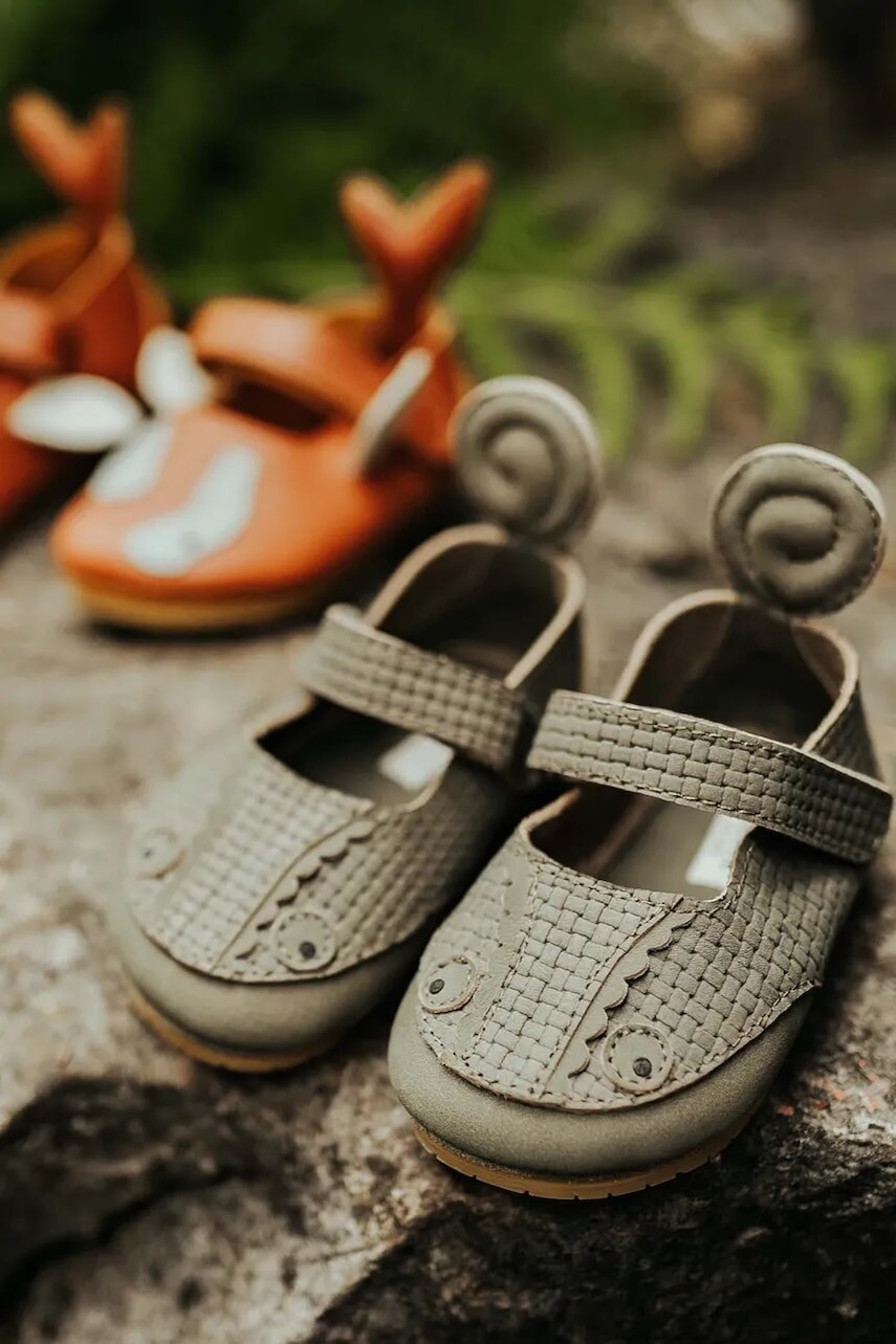 Semišové topánky pre bábätká Donsje Amigu Shoes Chameleon zelená farba, 1022014