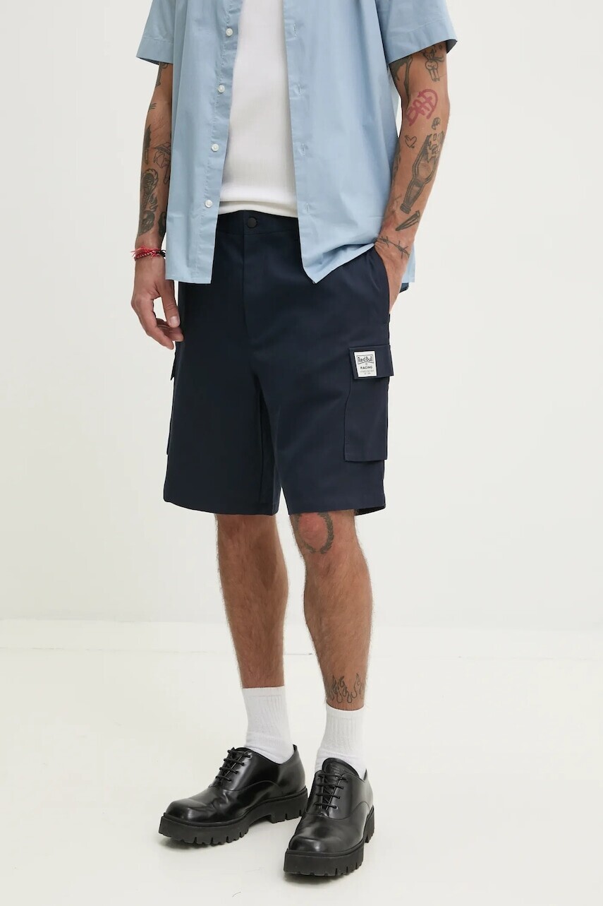 Bavlnené šortky Red Bull Racing x Pepe Jeans CARGO SHORT pánske, tmavomodrá farba, RM800003