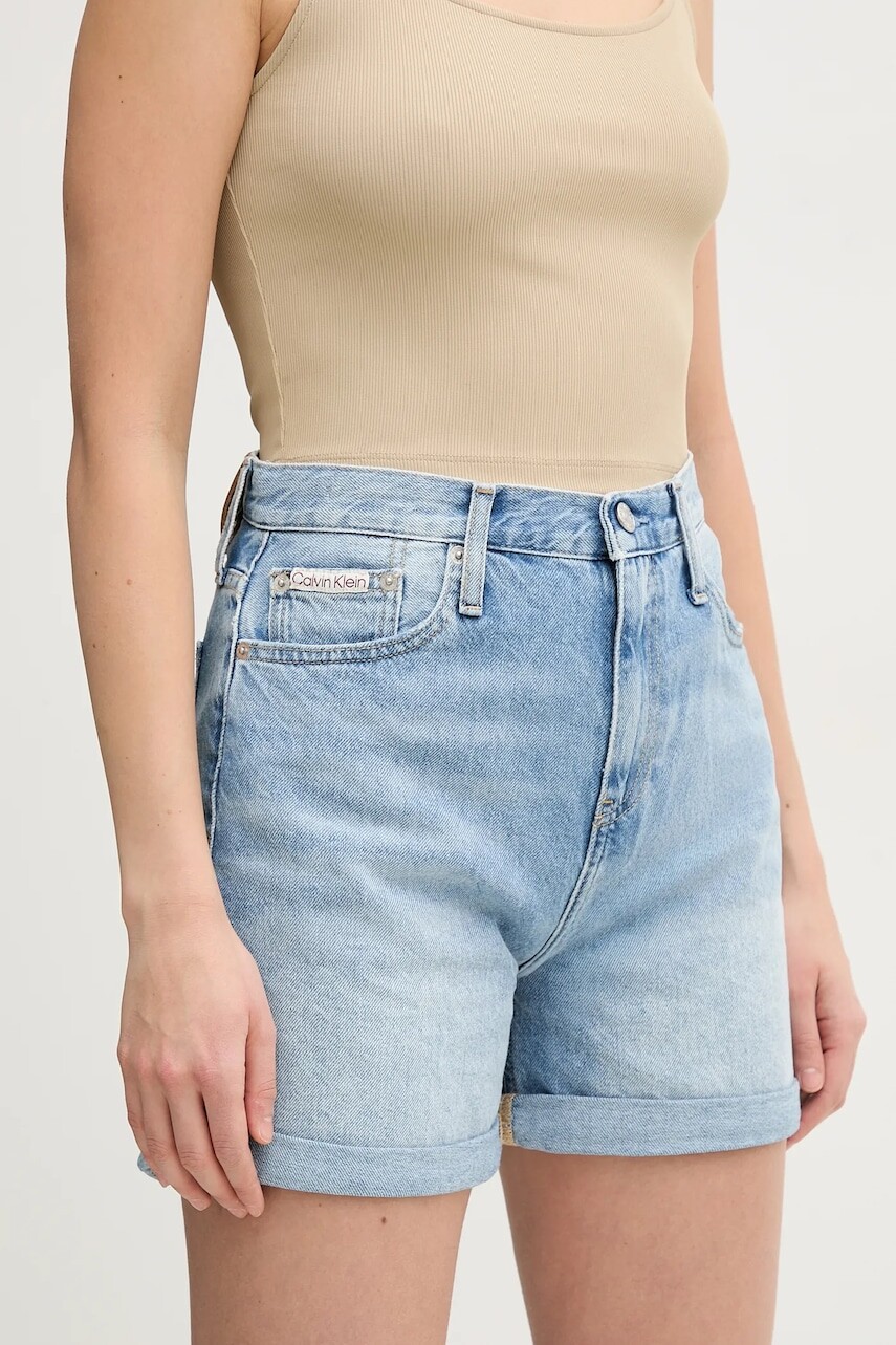 Rifľové krátke nohavice Calvin Klein Jeans dámske, jednofarebné, vysoký pás, J20J225152