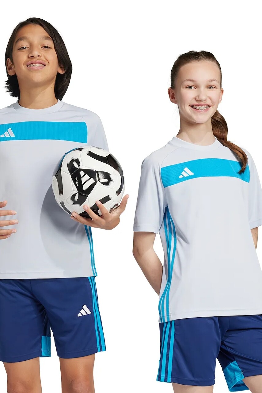 Detské tričko adidas šedá farba, s nášivkou, JW0454