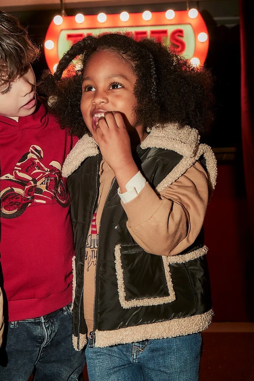 Detská vesta Mayoral čierna farba, 4313