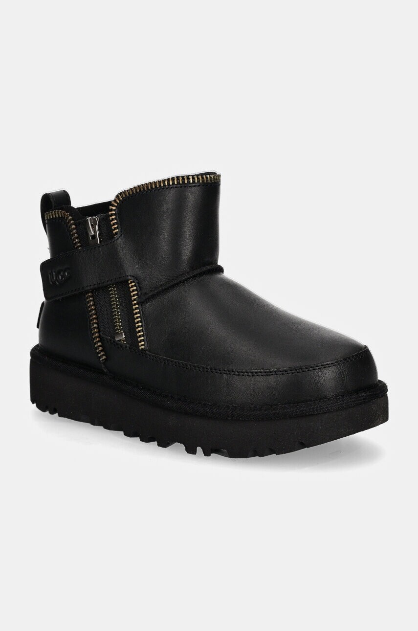 Snehule UGG Classic Mini Moto Boot čierna farba, 1164690-BLK