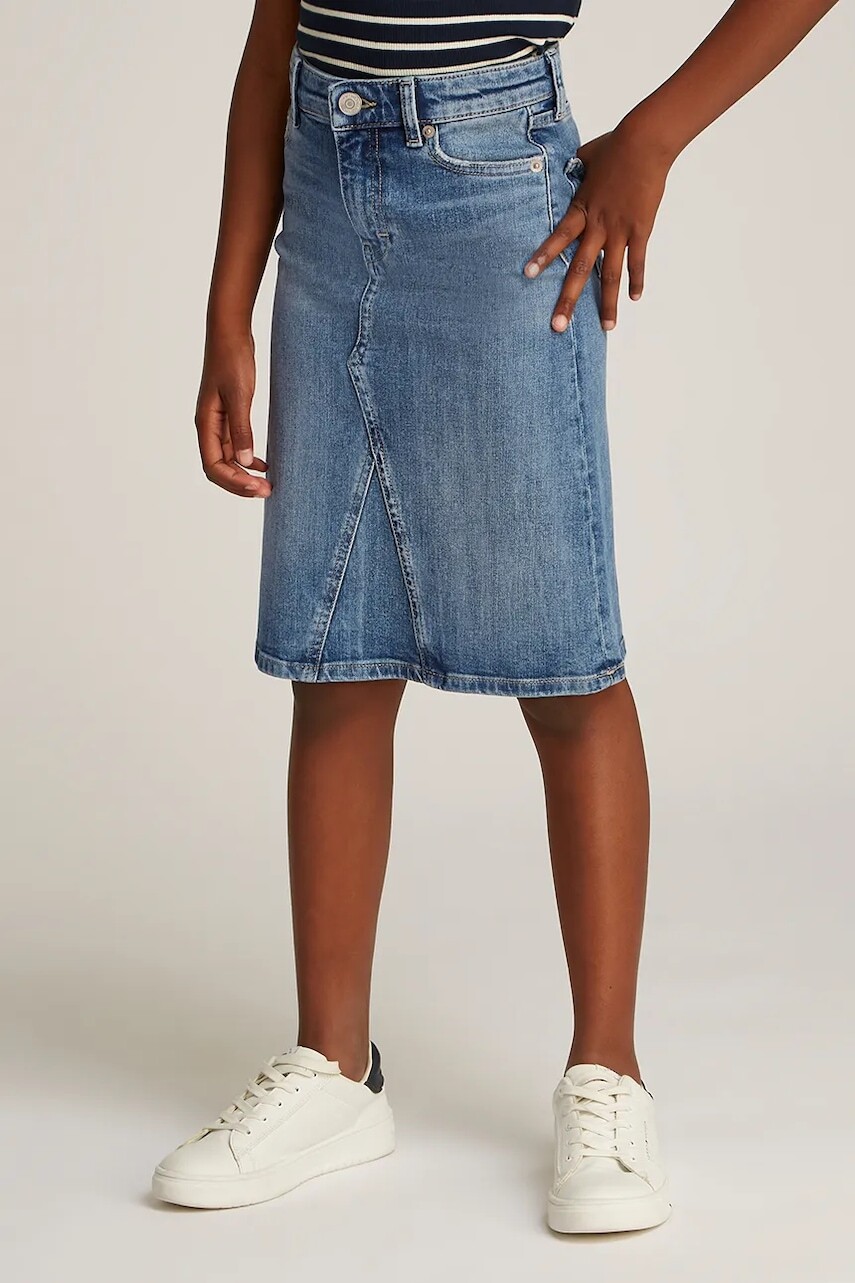 Dievčenská rifľová sukňa Tommy Hilfiger mini, rovný strih, KG0KG08286