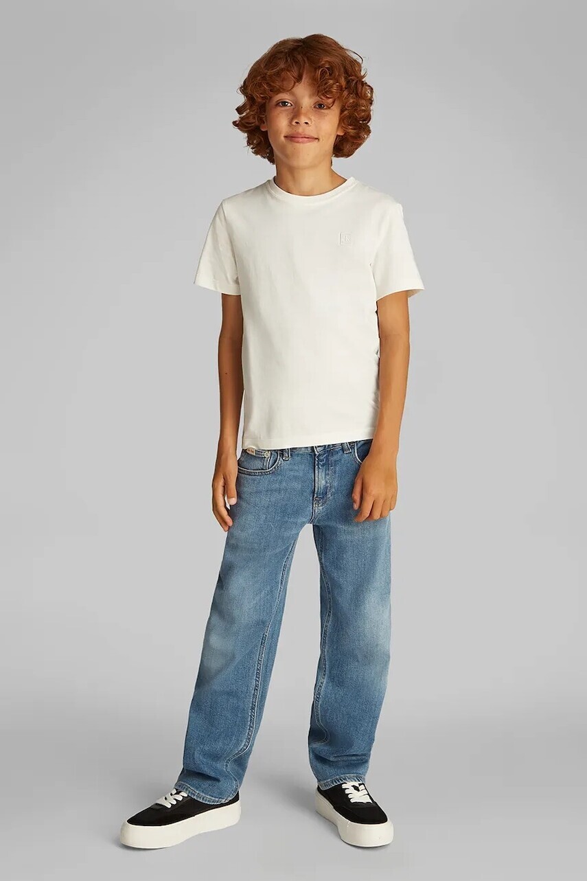 Detské bavlnené tričko Calvin Klein Jeans biela farba, jednofarebný, IB0IB02451