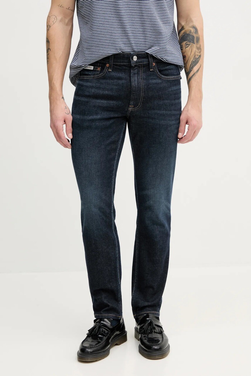 Rifle Calvin Klein Jeans pánske, tmavomodrá farba, LV04RB740G