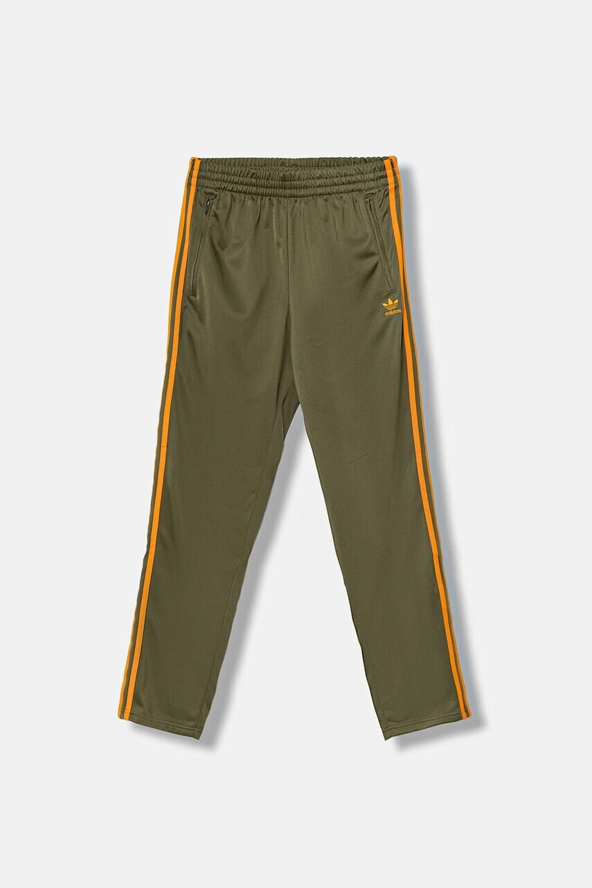 Detské tepláky adidas Originals zelená farba, s nášivkou, JZ4079