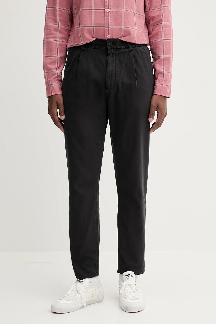 Bavlnené nohavice Tommy Jeans čierna farba, rovný strih, DM0DM21705