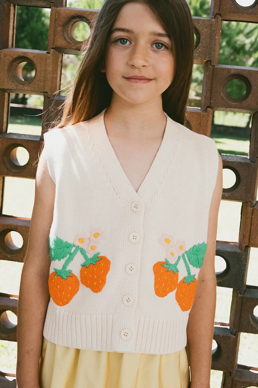 Detská vesta Tinycottons STRAWBERRIES VEST béžová farba, SS25-304