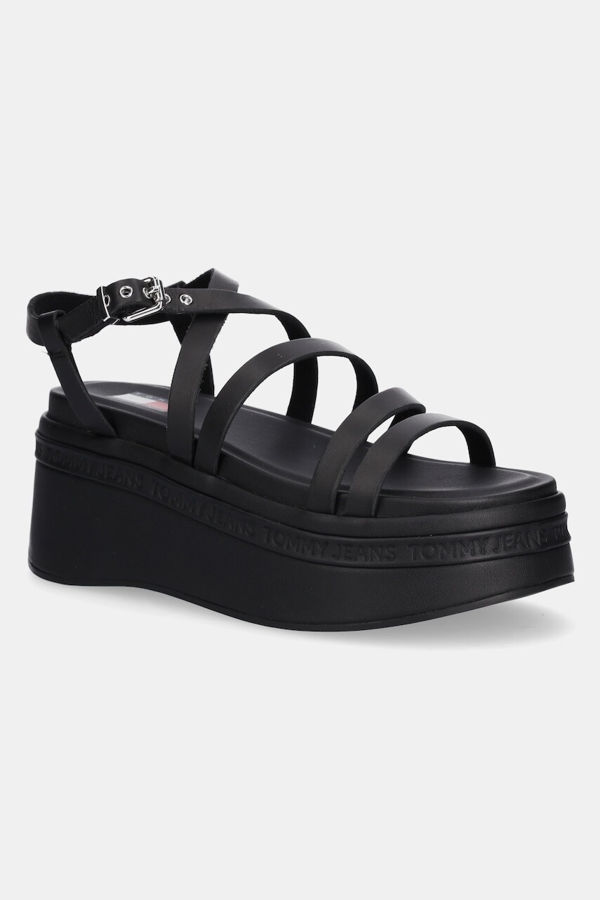 Kožené sandále Tommy Jeans WEDGY STRAPPY SANDAL dámske, čierna farba, na platforme, EN0EN02756