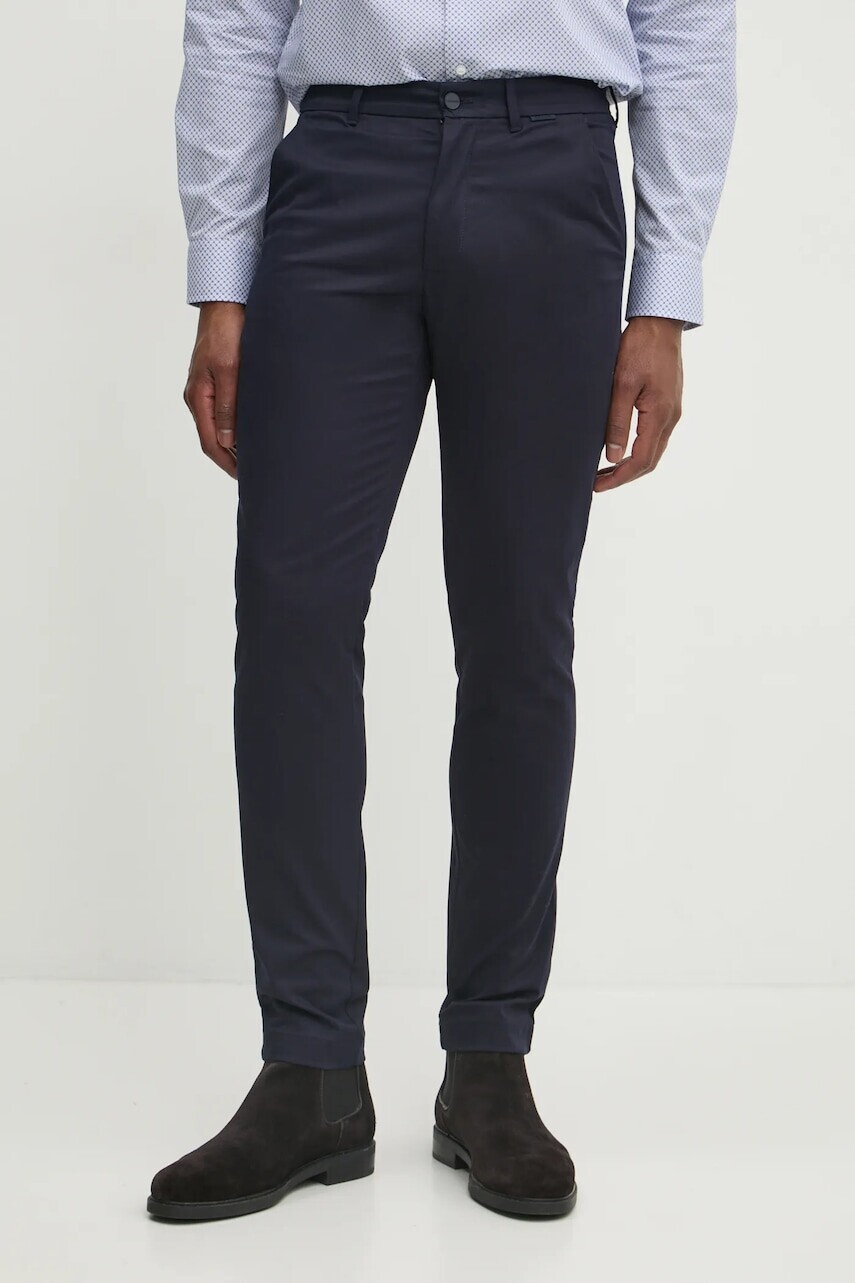 Nohavice Calvin Klein pánske, tmavomodrá farba, priliehavé, K10K113429