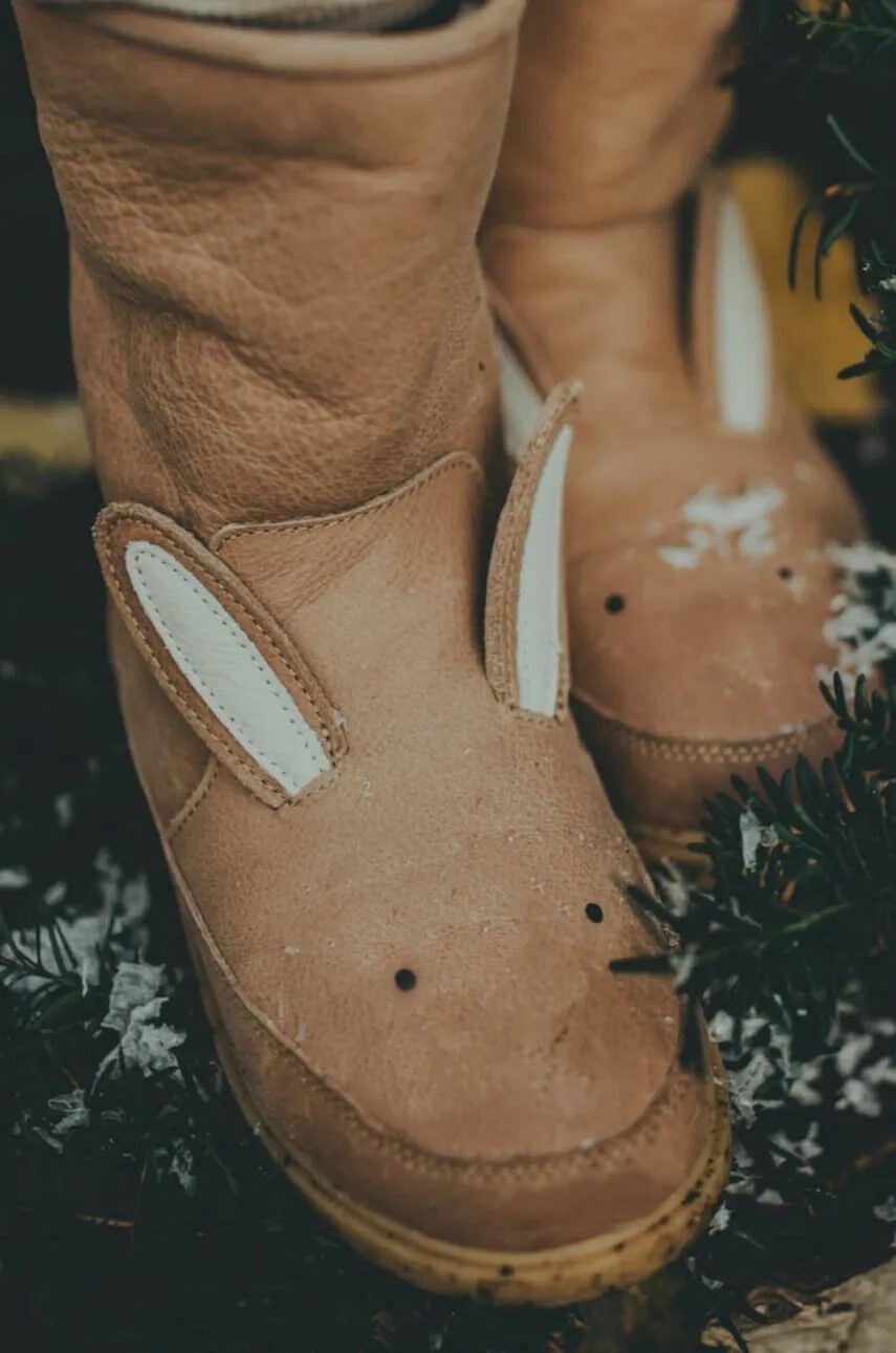 Detské zimné kožené topánky Donsje Wadudu Classic Boots Bunny béžová farba, 2022002