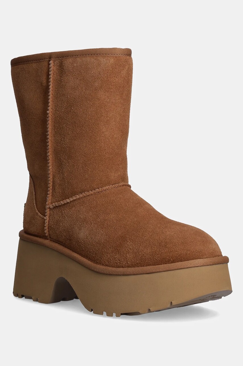 Semišové snehule UGG Classic Short New Heights dámske, hnedá farba, na platforme, zateplené, 1158310-CHE