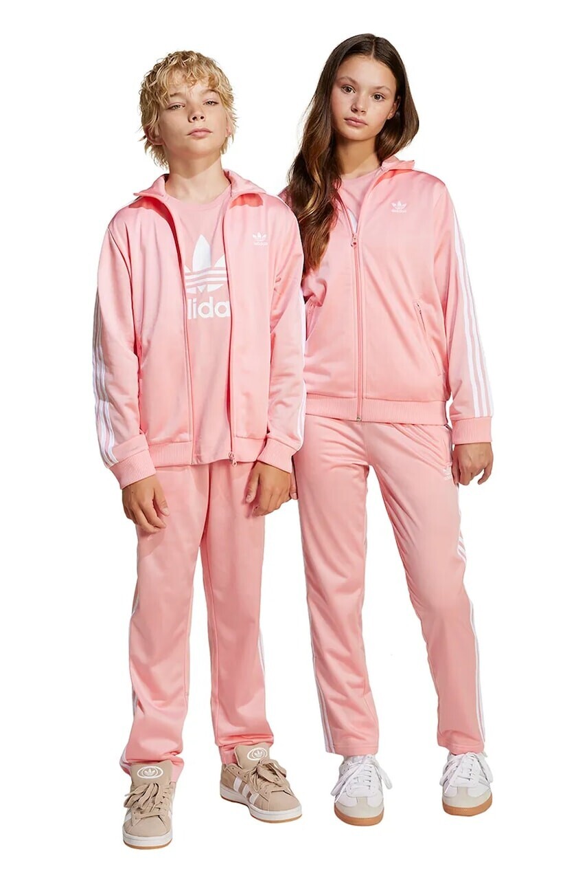 Detské tepláky adidas Originals ružová farba, s nášivkou, JD1634