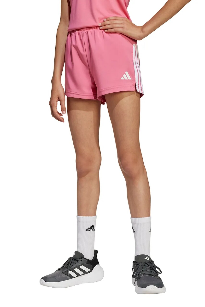 Detské krátke nohavice adidas ružová farba, s potlačou, nastaviteľný pás JJ5039
