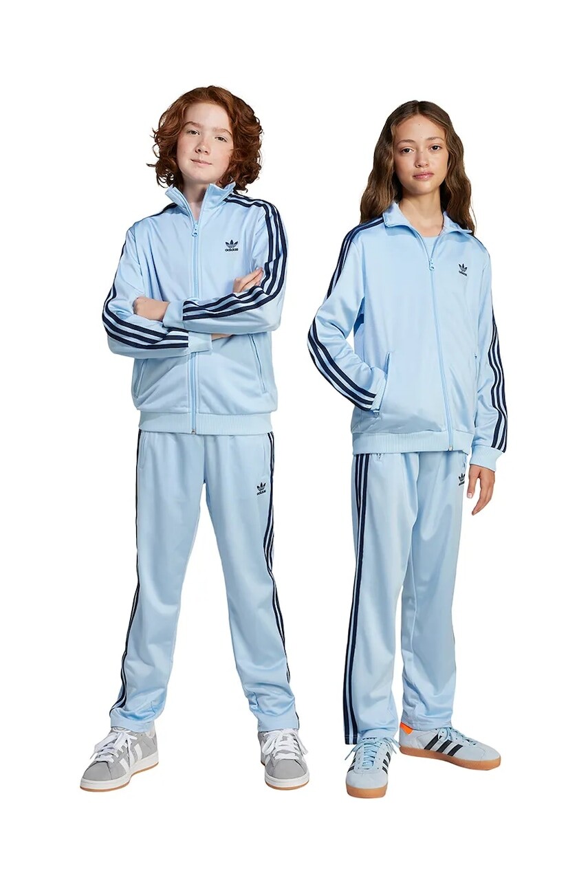 Detské tepláky adidas Originals s nášivkou, JD1633