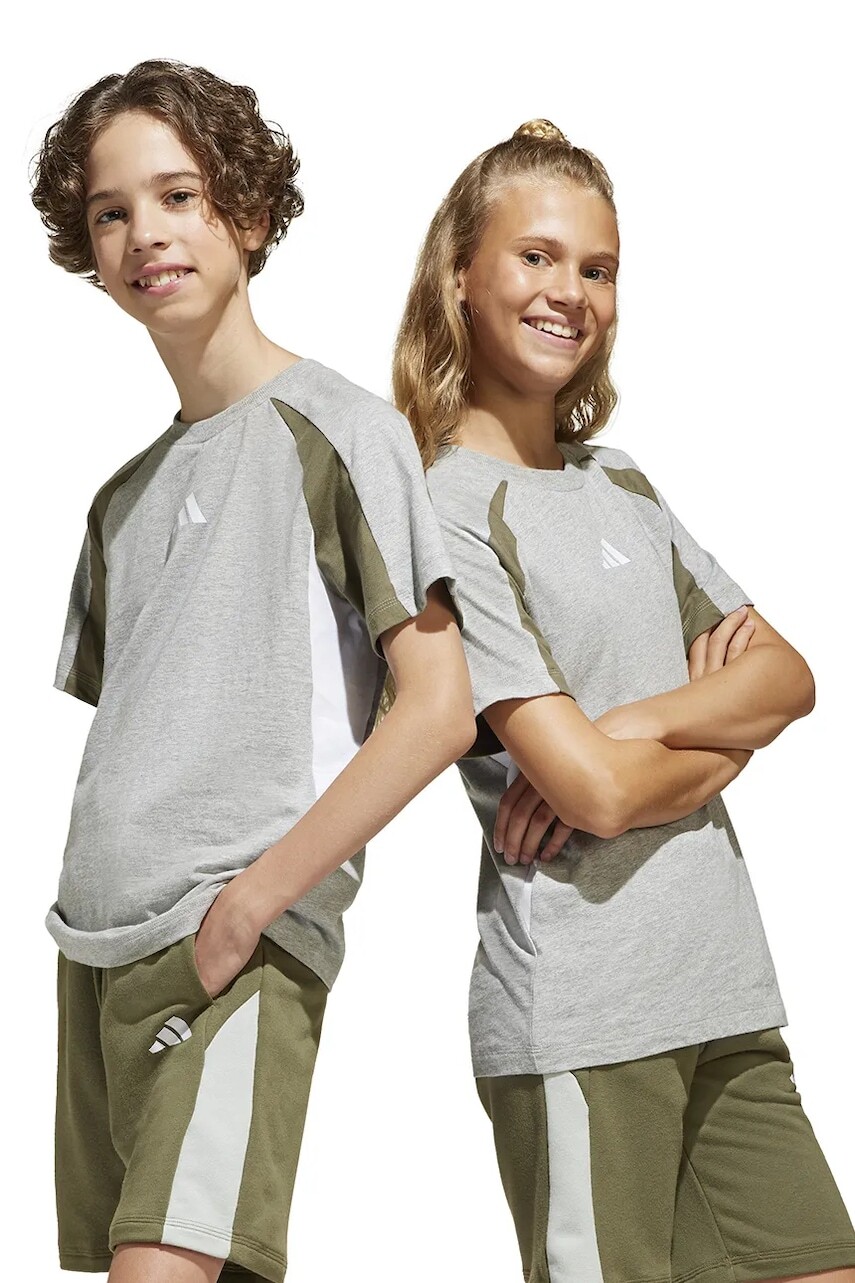 Detské bavlnené tričko adidas šedá farba, vzorované, JD0059