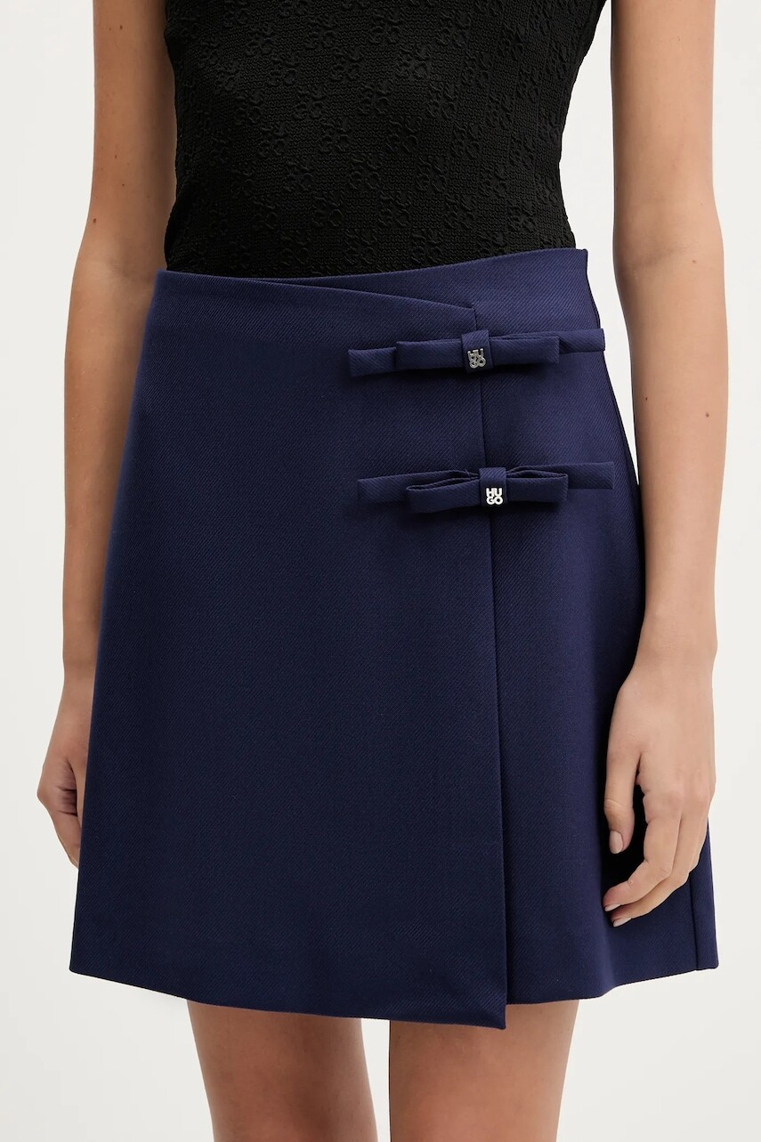 Sukňa s prímesou vlny HUGO tmavomodrá farba, mini, áčkový strih, 50544796