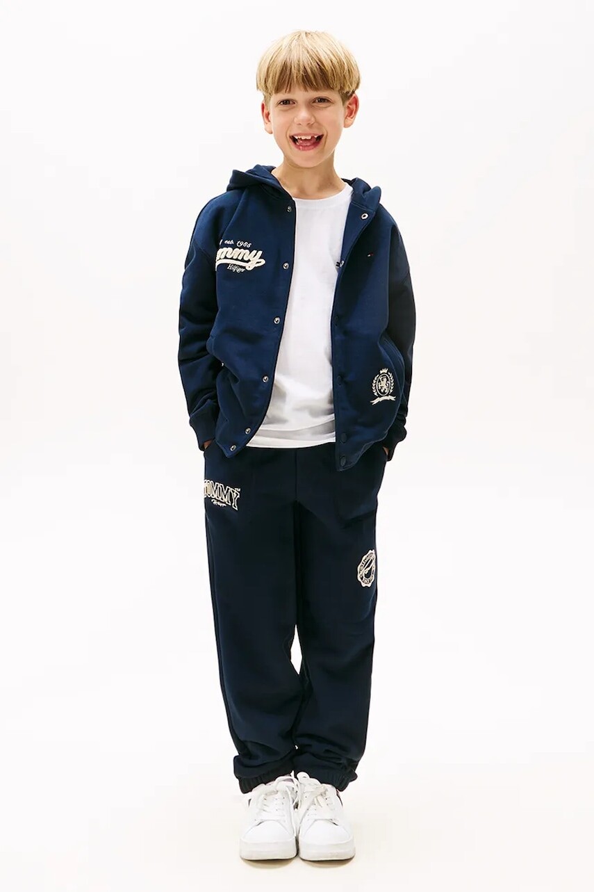 Tepláky Tommy Hilfiger tmavomodrá farba, KB0KB09700