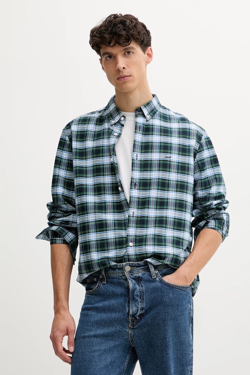 Bavlnená košeľa Levi's tmavomodrá farba, voľný strih, s golierom button-down, A7210