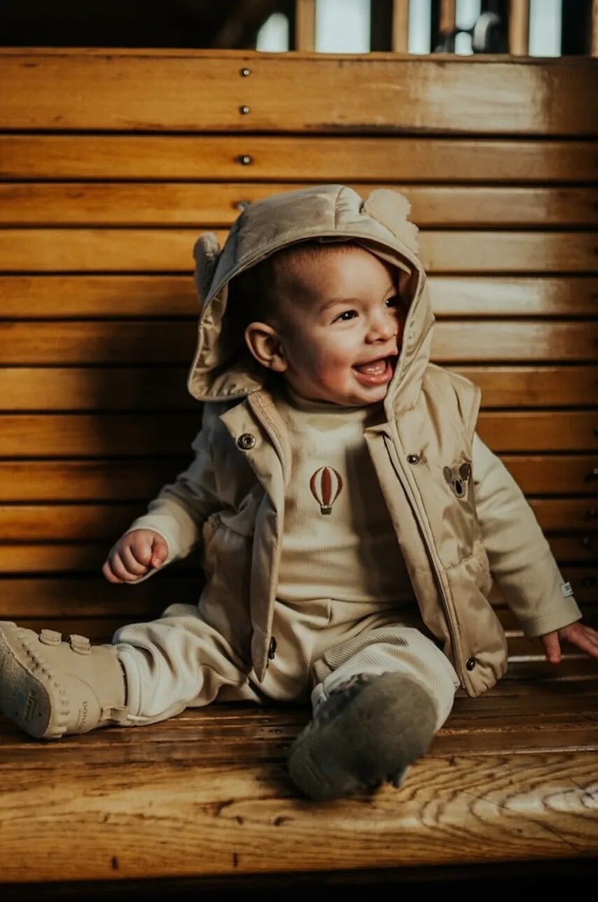 Detská vesta Donsje Luijx Bodywarmer Koala béžová farba, 4084601