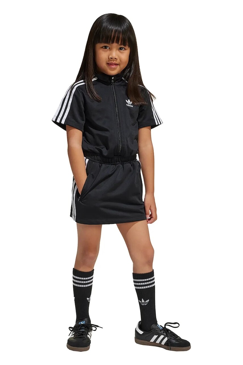 Dievčenské šaty adidas Originals čierna farba, mini, rovný strih, JD5823