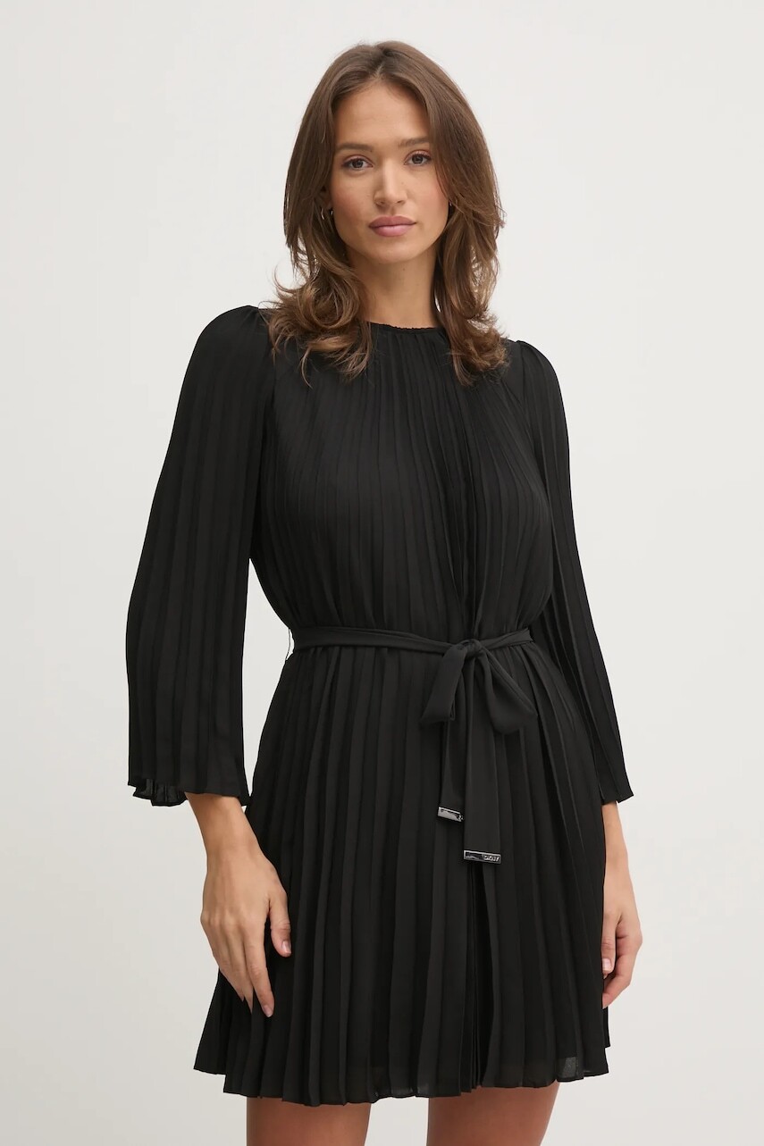 Šaty Dkny čierna farba, mini, áčkový strih, DD4JID78