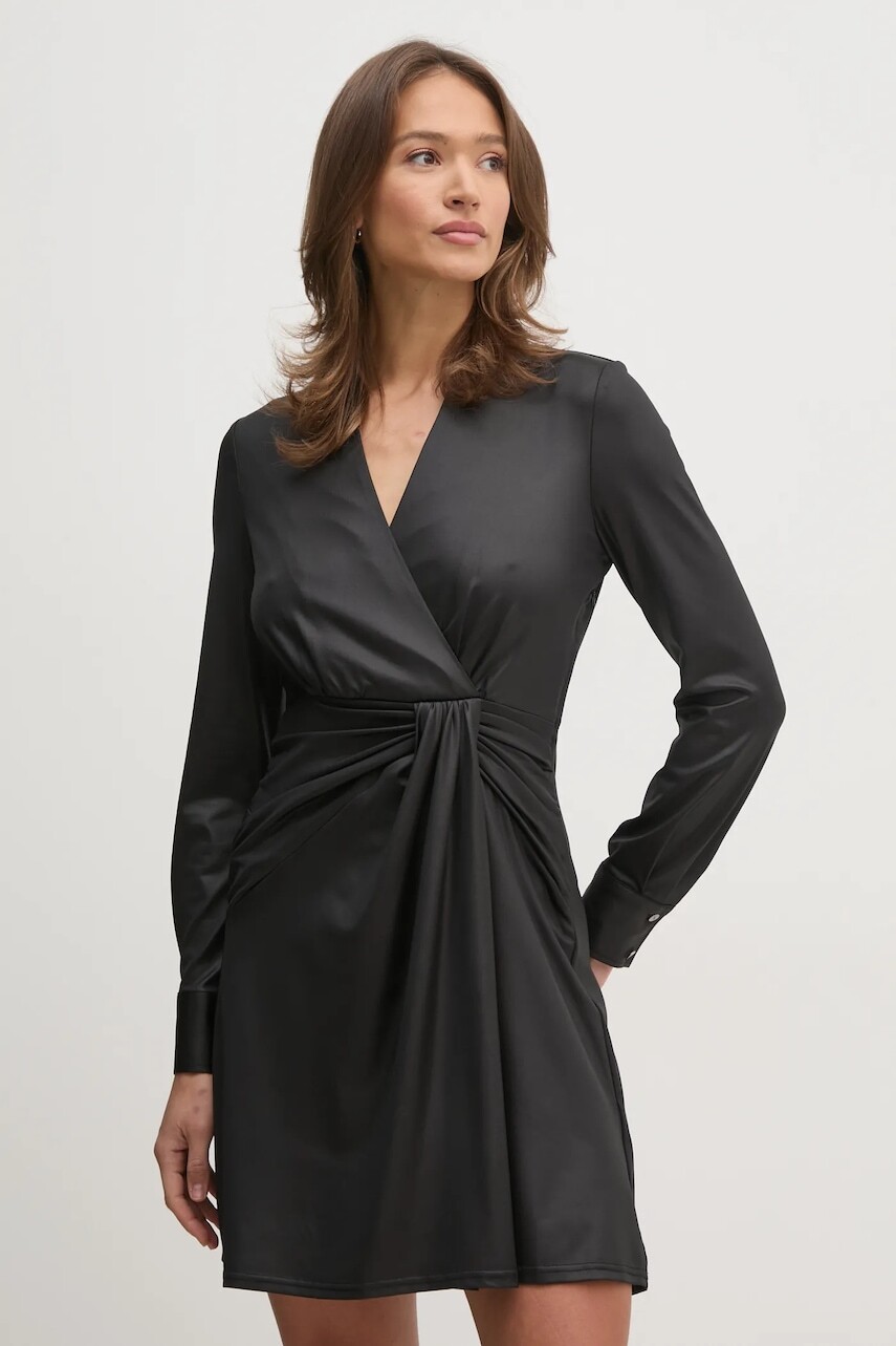 Šaty Dkny čierna farba, mini, áčkový strih, DD4JL26A