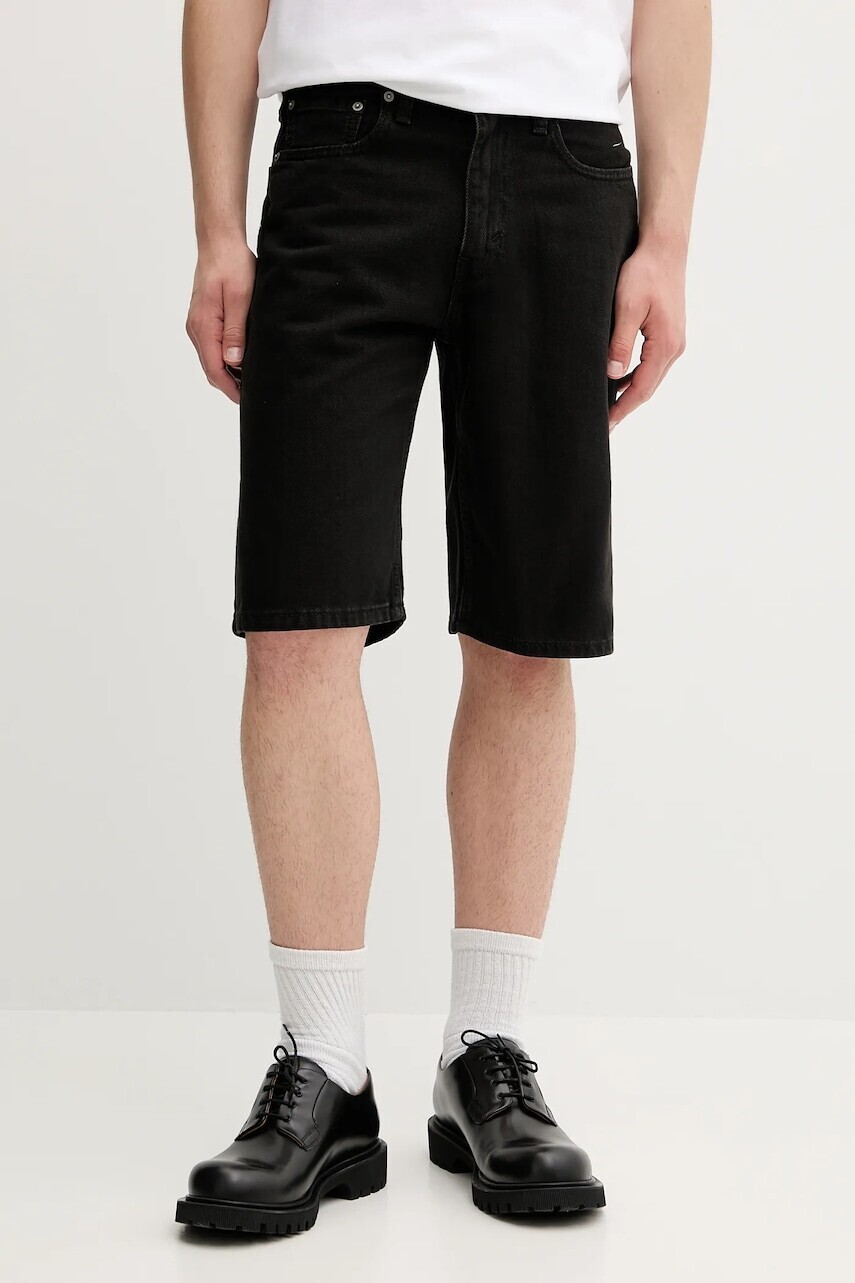Rifľové krátke nohavice Levi's čierna farba, 39434