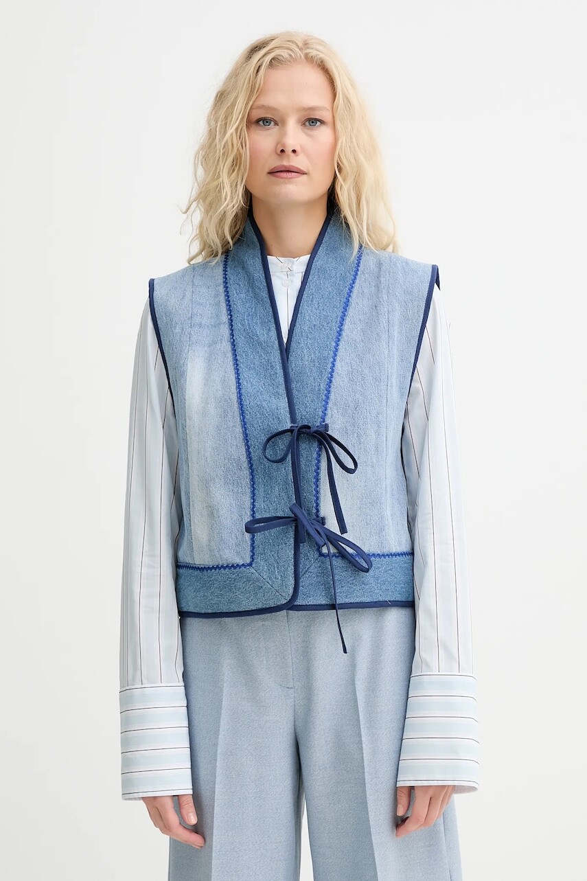 Vesta Renewed creative upcycling modrá farba, jednoradová, Renewed INTU x Answear