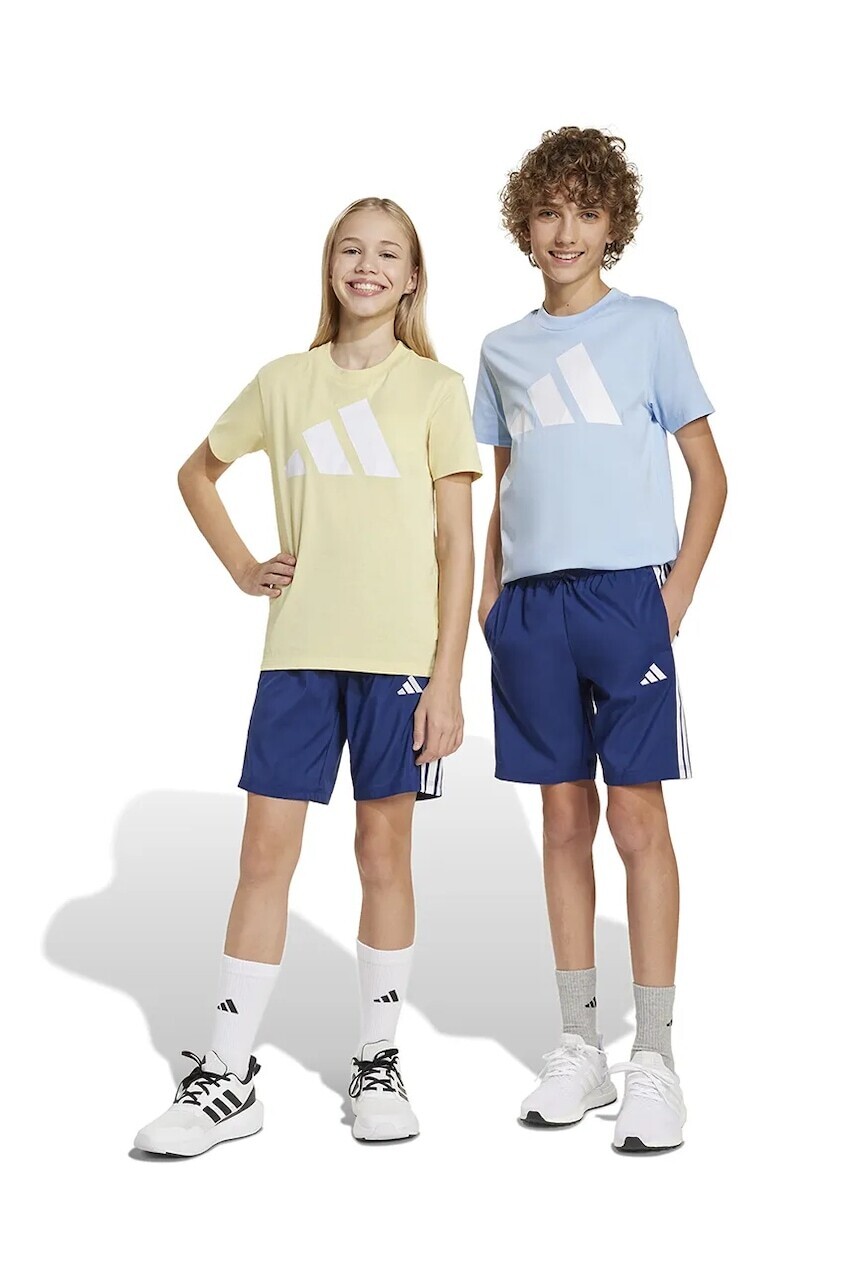 Detské krátke nohavice adidas tmavomodrá farba, s nášivkou, JD6497