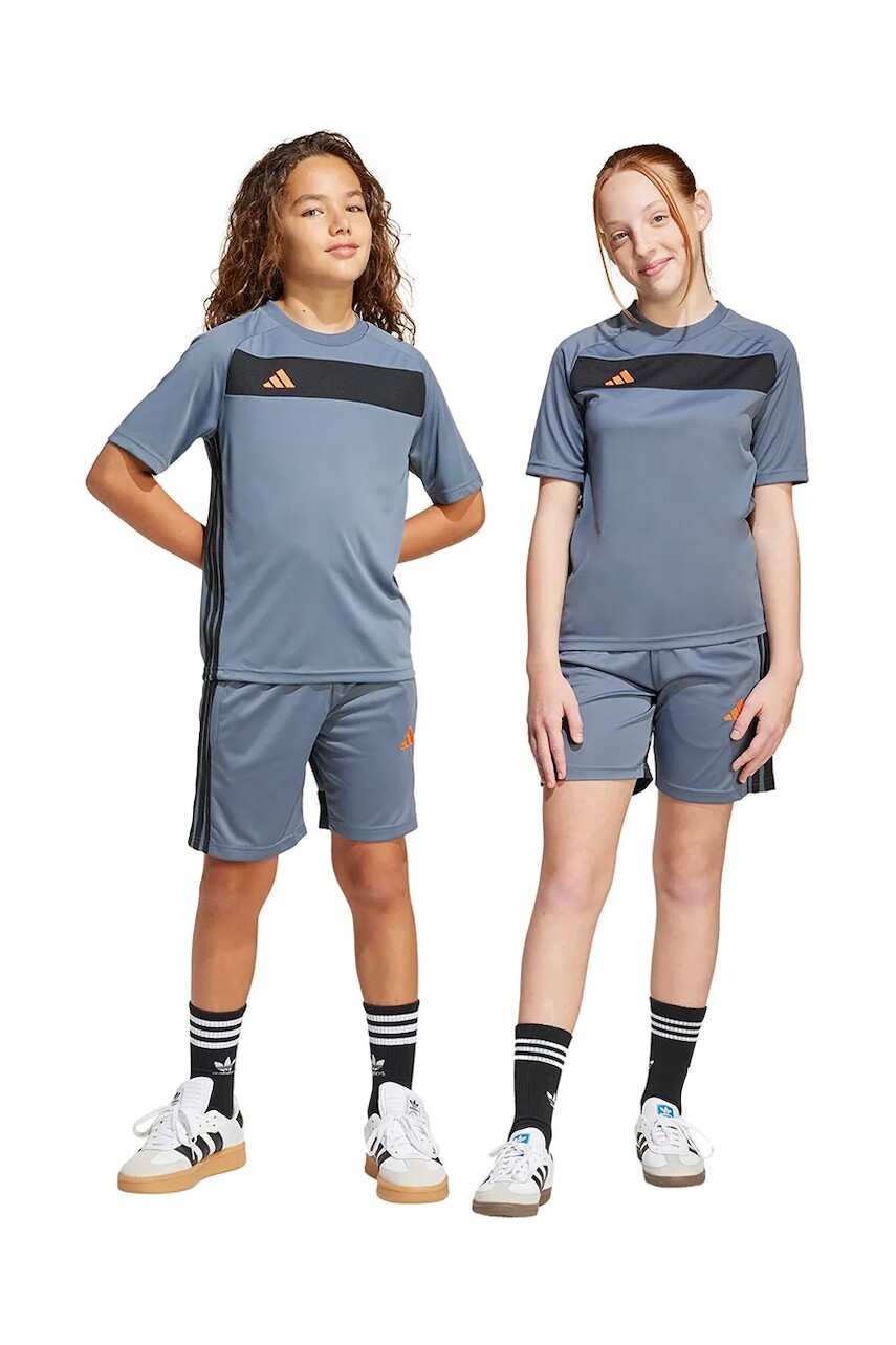 Detské krátke nohavice adidas Performance šedá farba, s nášivkou, nastaviteľný pás JD0603