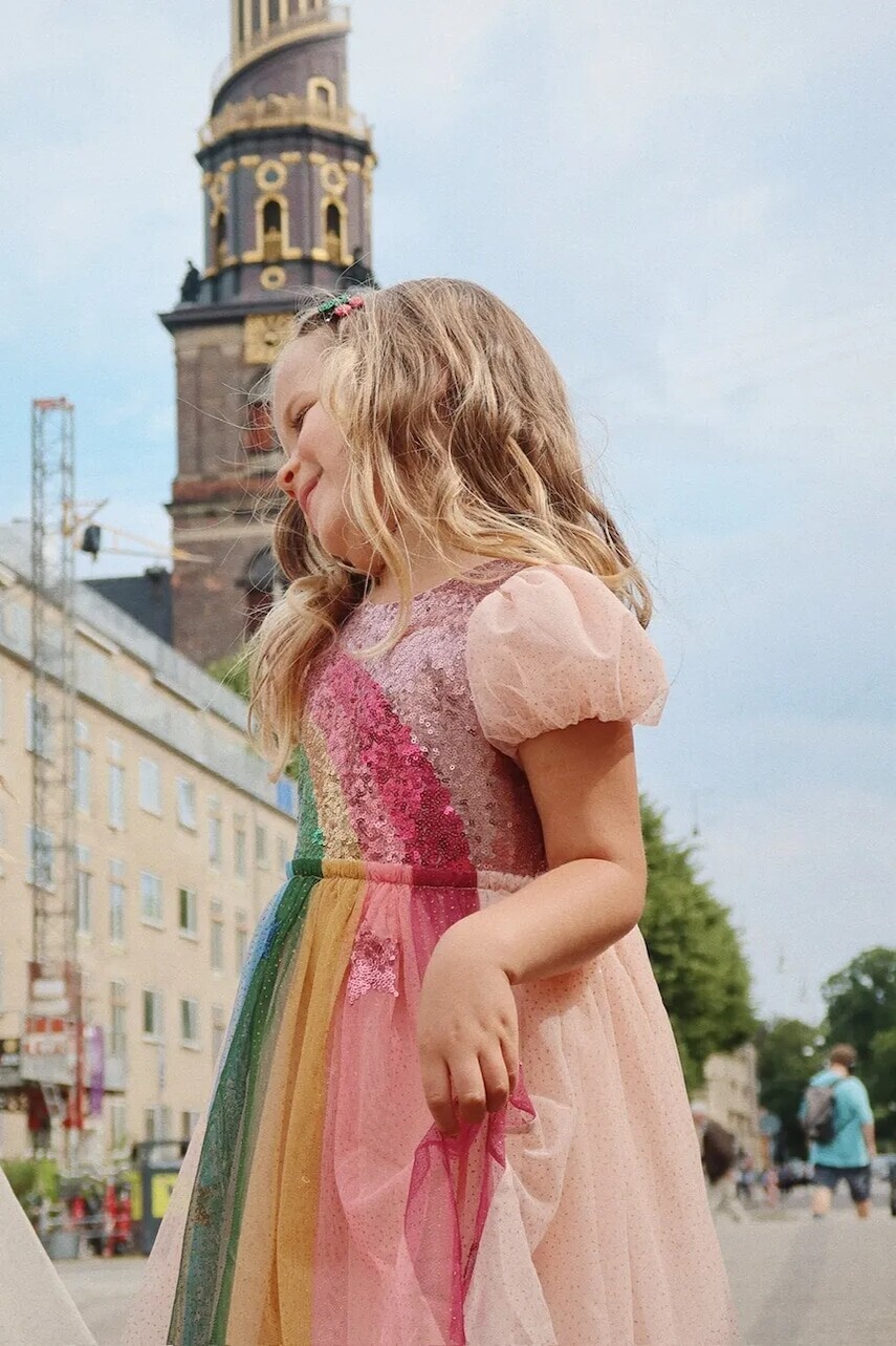 Šaty Konges Sløjd ODETTE RAINBOW DRESS ružová farba, mini, áčkový strih, KS103022