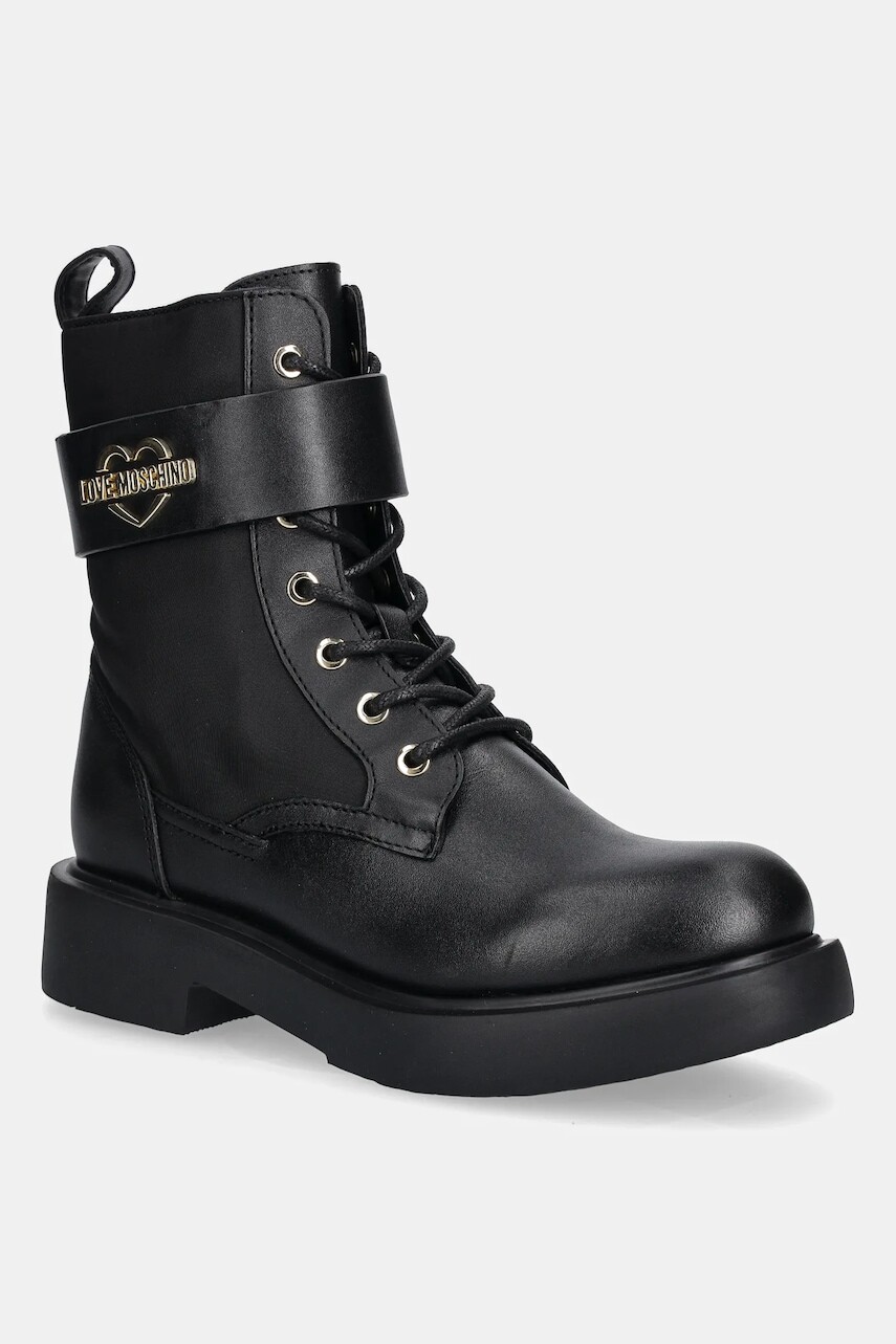 Členkové topánky Love Moschino čierna farba, na plochom podpätku, JA24024G1NIN100A