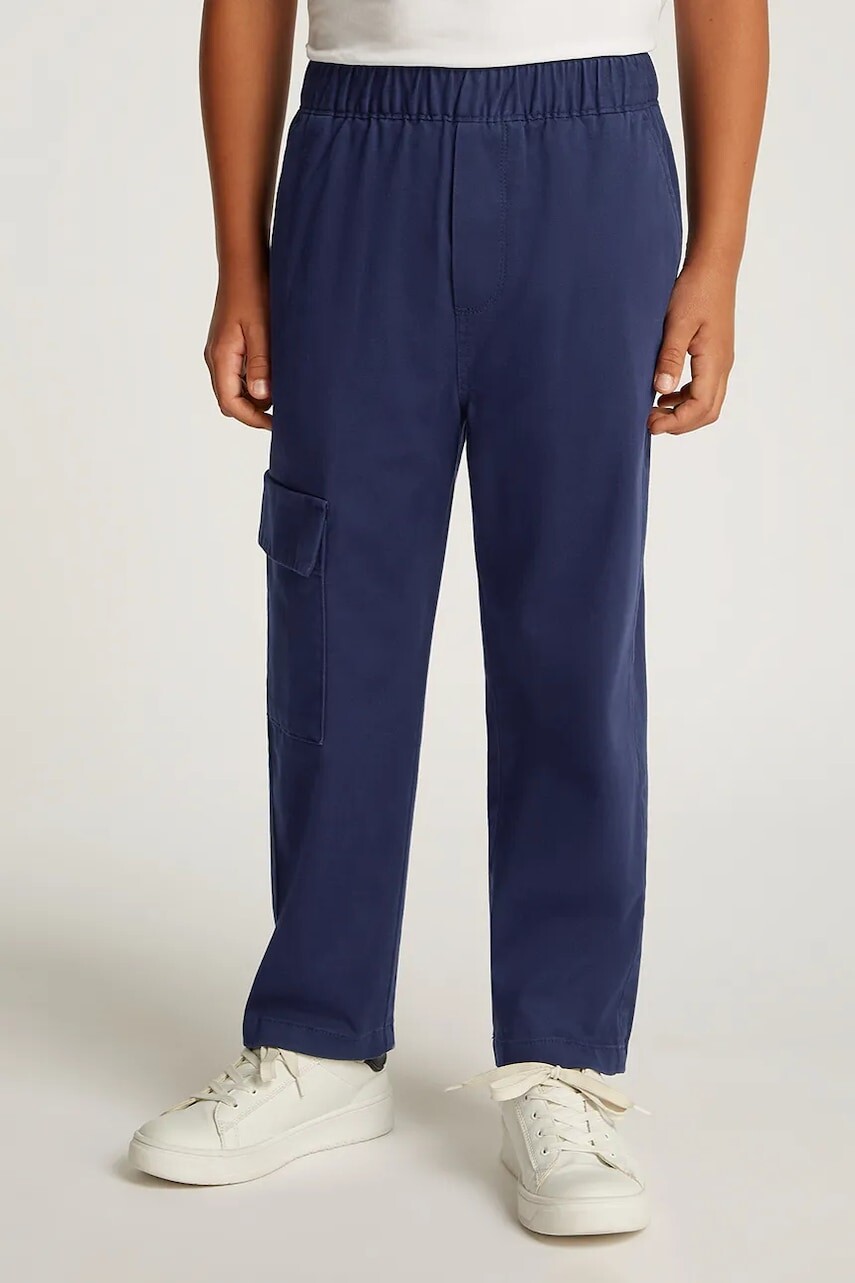 Detské nohavice Calvin Klein Jeans TWILL SKATER CARGO tmavomodrá farba, jednofarebné, IB0IB02338