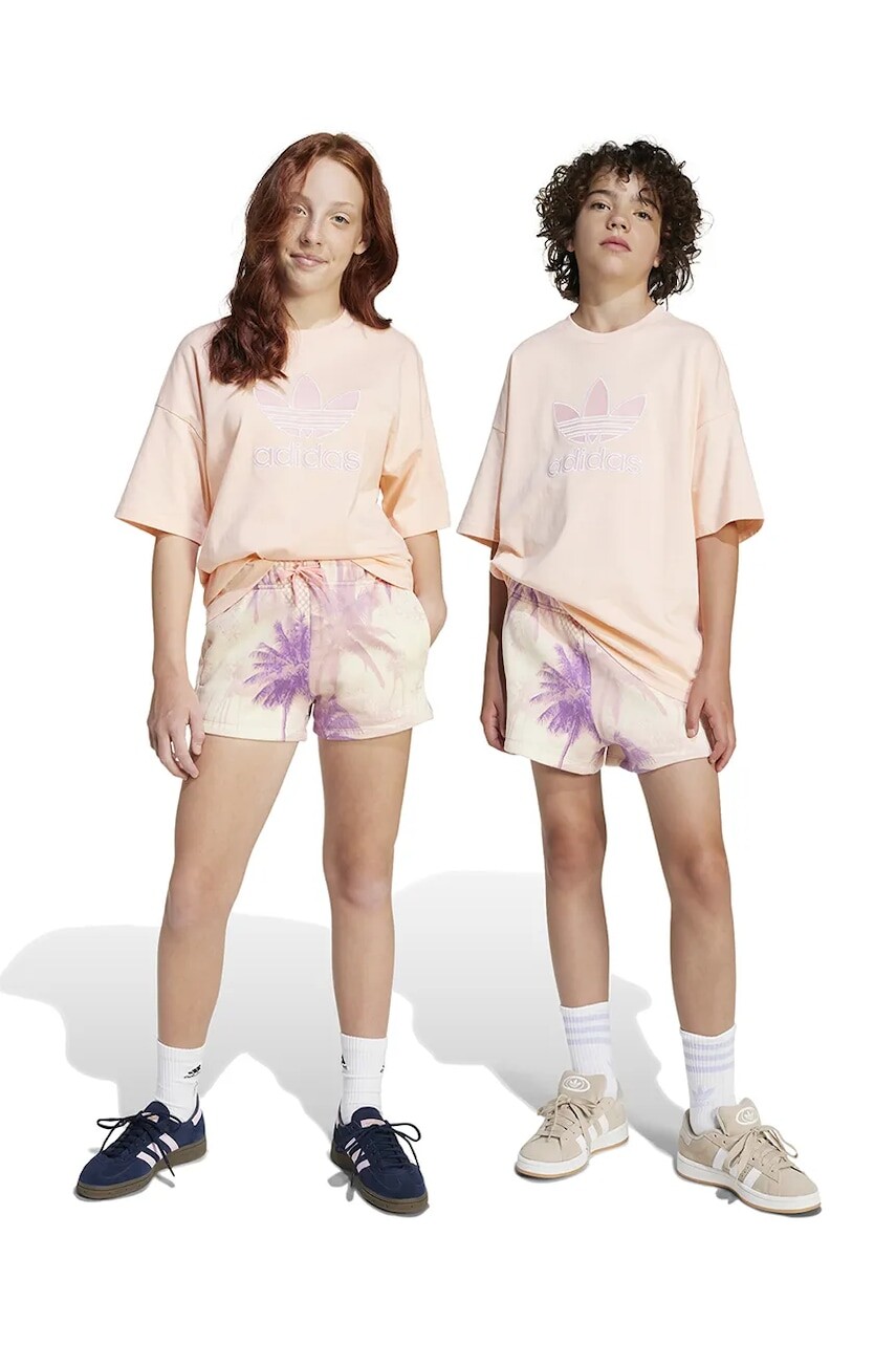 Detské krátke nohavice adidas Originals fialová farba, vzorované, nastaviteľný pás JD2944