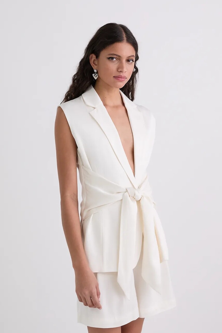 Vesta Karl Lagerfeld béžová farba, jednoradová, A3W14043