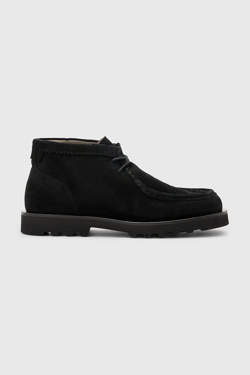Semišové topánky AllSaints Skiff Suede Boot pánske, čierna farba, M015FC
