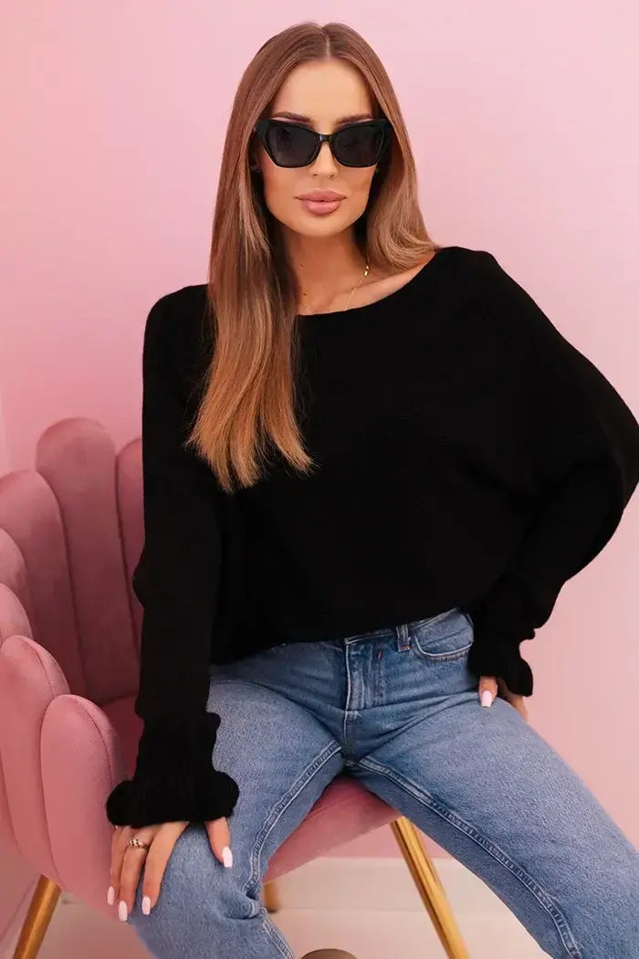 Kesi Włoski Sveter dámsky z mohéru s nariasenými rukávmi a výrezom na chrbte čierny