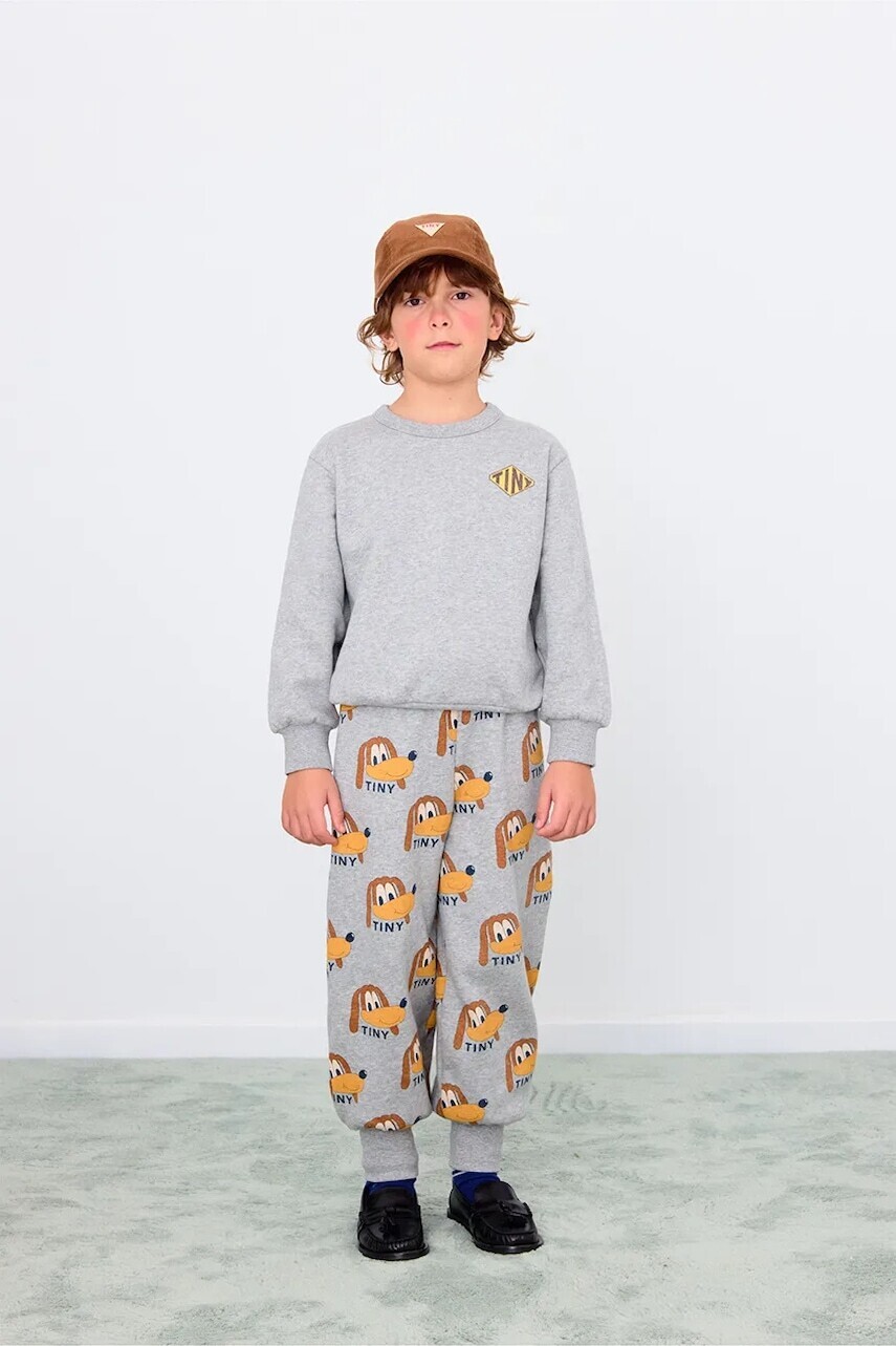 Detské bavlnené tepláky Tinycottons DOGS SWEATPANT šedá farba, vzorované, AW25-068