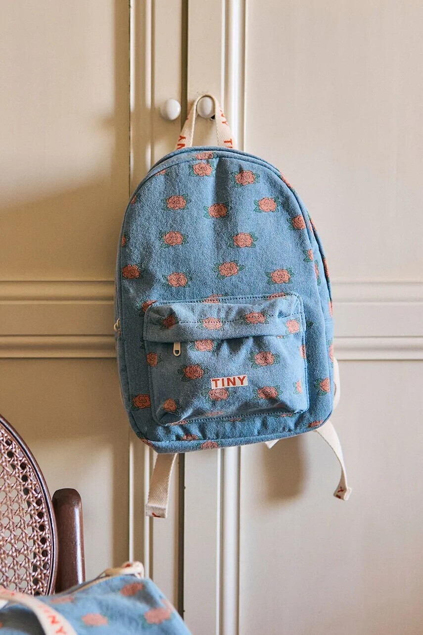 Detský ruksak Tinycottons CAMELIAS BACKPACK modrá farba, malý, vzorovaný, AW25-543