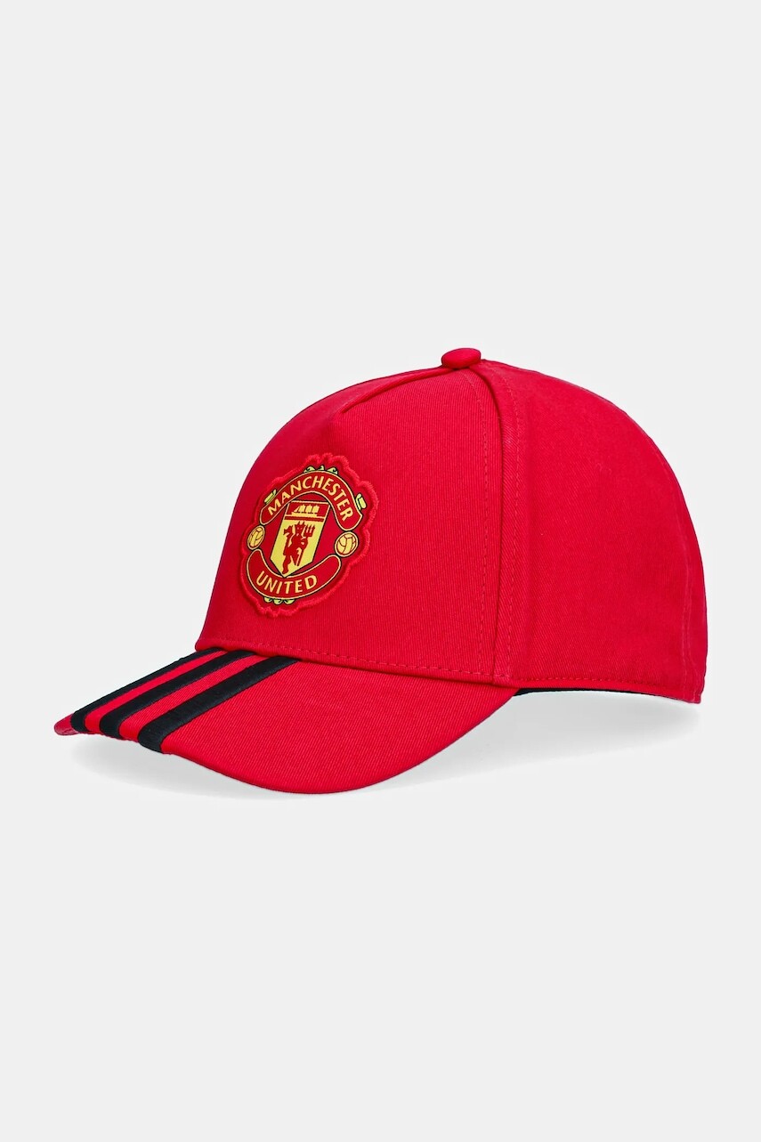 Detská bavlnená šiltovka adidas Performance Manchester United červená farba, JV5888