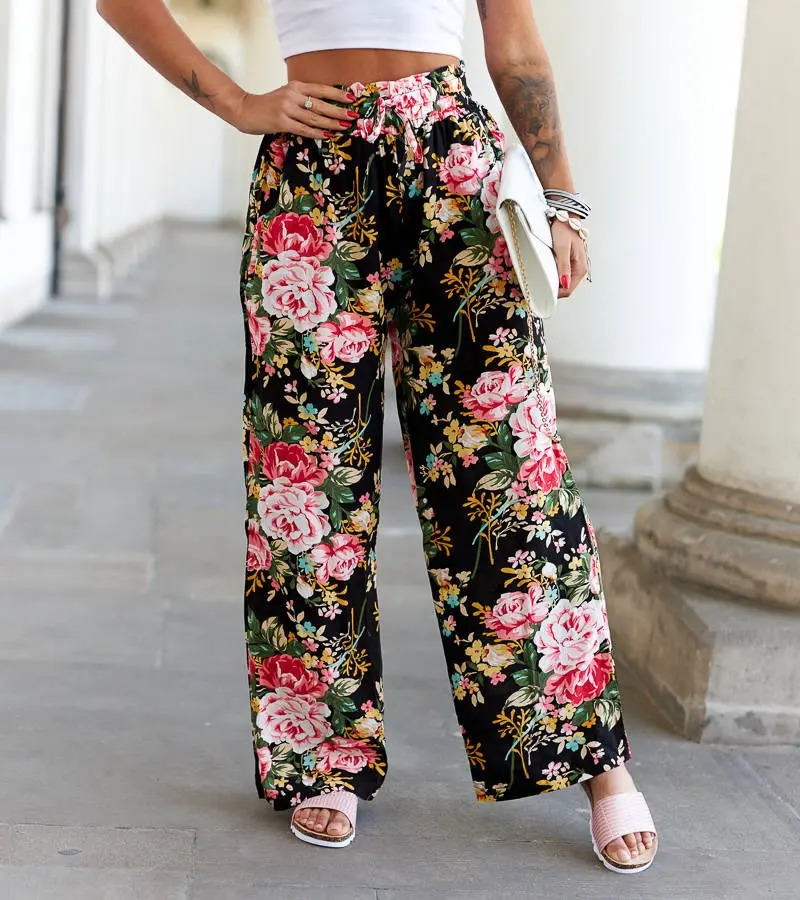 Gemre Čierne široké kvetinové nohavice Cosimo