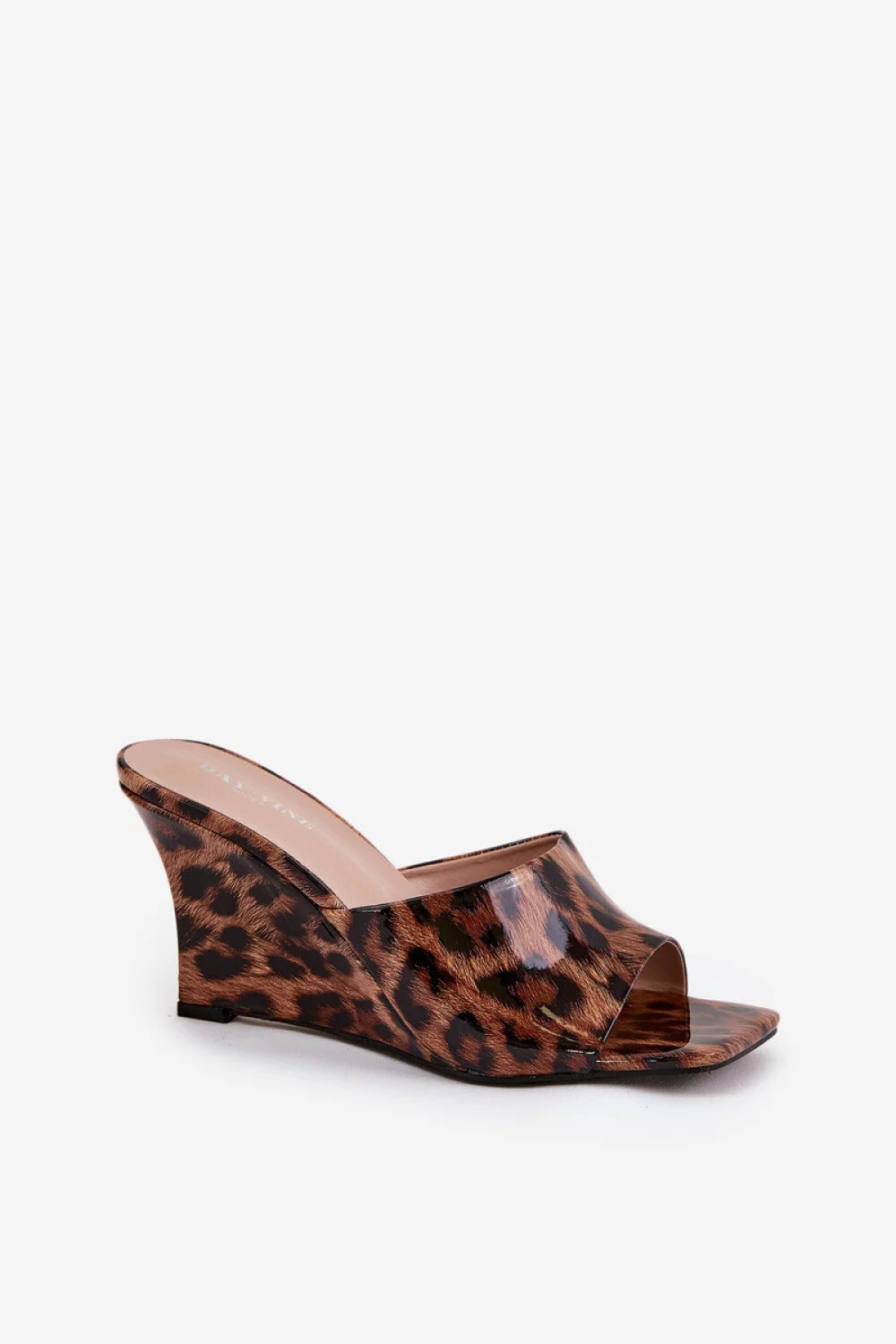 BD121 leopardie papuče - vykročte štýlovo 37