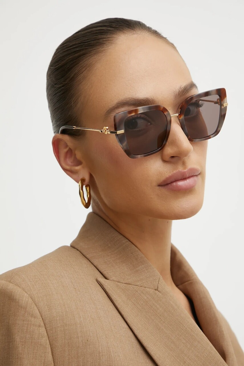 Slnečné okuliare Dolce & Gabbana dámske, hnedá farba, 0DG4474